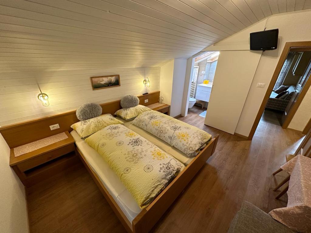 Alpenrose Apartment Meltina Luaran gambar