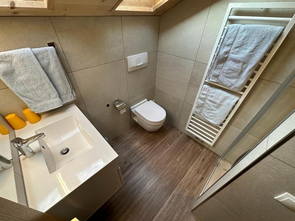 Alpenrose Apartment Meltina Luaran gambar