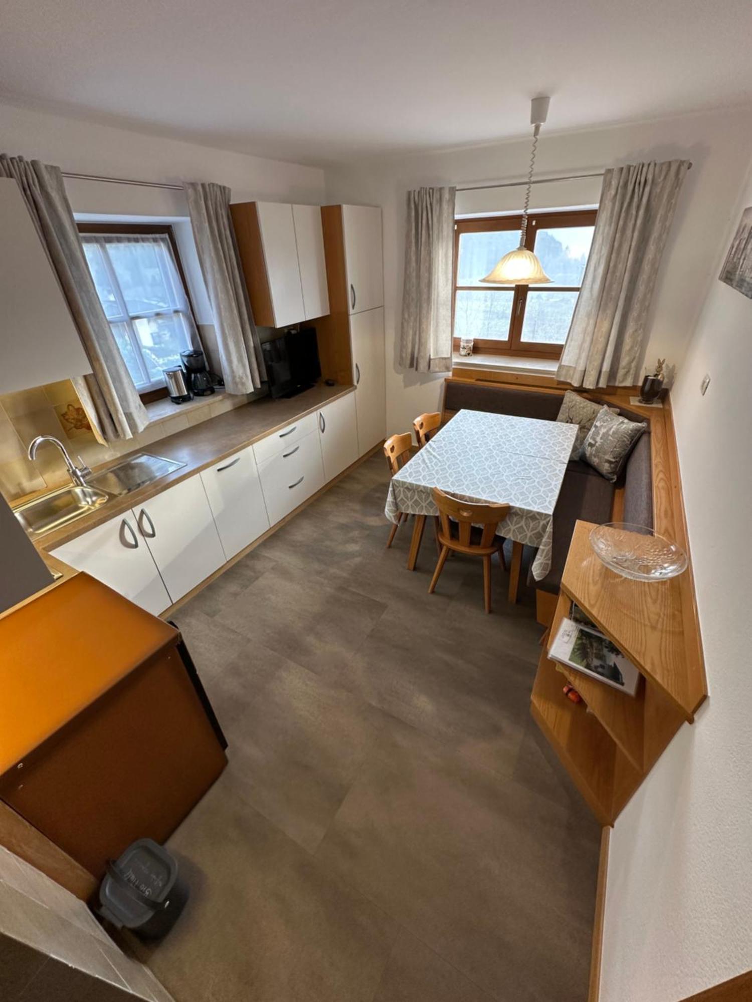 Alpenrose Apartment Meltina Luaran gambar
